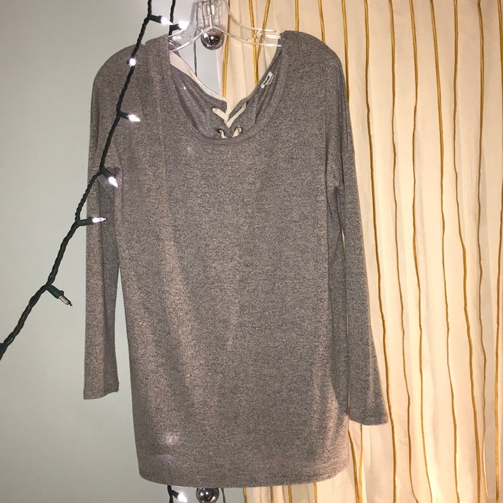 Garage Size Medium Sweater W/Lace Up Ribbon Back
